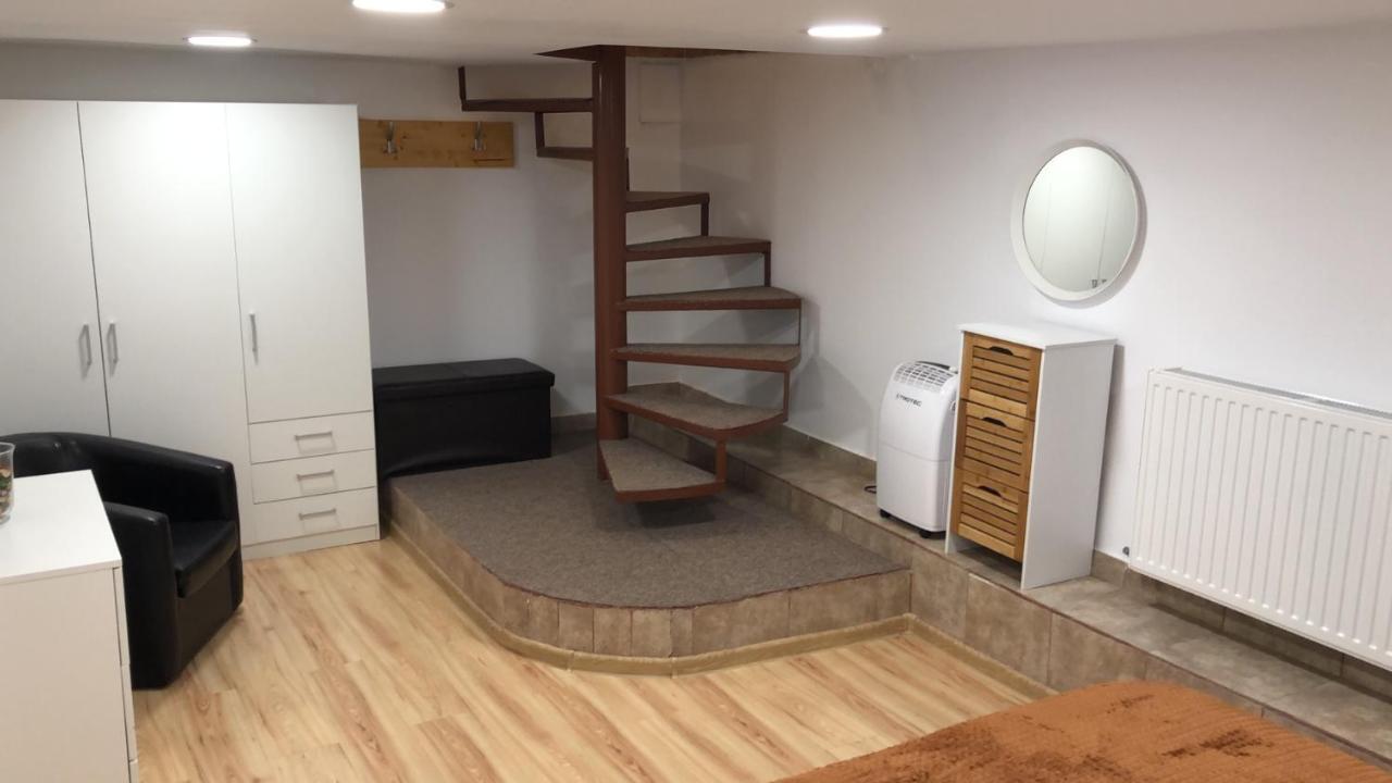 Gaby 2 Apartment Brasov Exterior photo